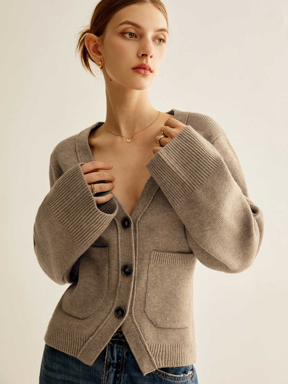 Josephine™| Cardigan élégant à col en V