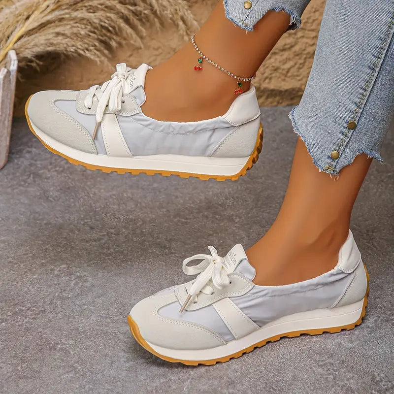 Naya™ | Baskets orthopédiques minimalistes