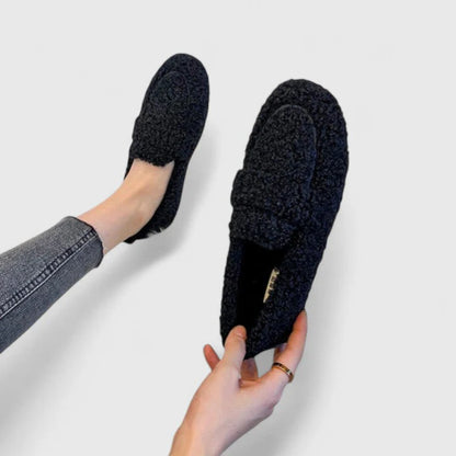 Solène™ | Mules douces antidérapantes — chaleur cocon, style facile, sécurité à chaque pas